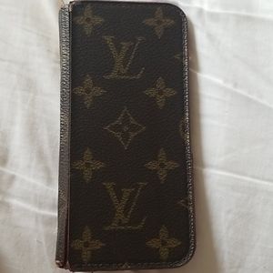 Louis Vuitton iPhone 6 case